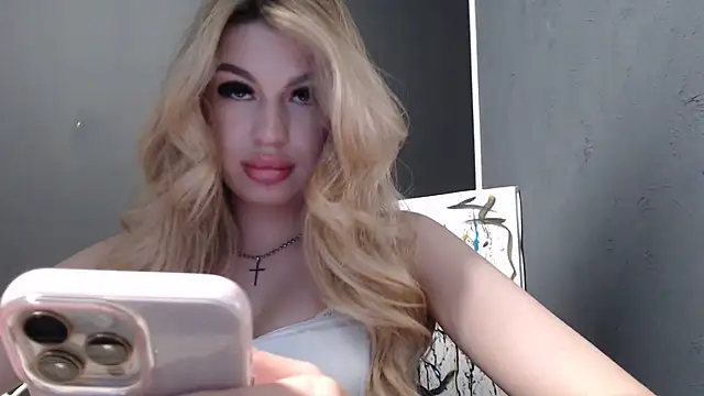 Snapshot of Your_Jessy chatting on June 19, 12:31 pm Your Jessy online show from June 19, 12:31 pm