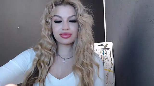 Snapshot of Your_Jessy chatting on July 14, 1:39 pm Your Jessy online show from July 14, 1:39 pm