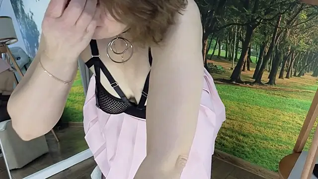 Snapshot of Ava_Gardner_ chatting on March 5, 10:33 am Ava Gardner online show from March 5, 10:33 am