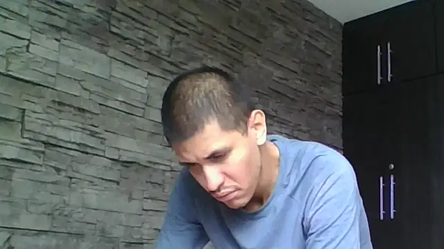 Snapshot of Sexylatin64 chatting on July 20, 2:52 pm Sexylatin64 online show from July 20, 2:52 pm