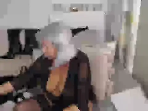 Snapshot of CocoTim69 chatting on January 8, 9:34 pm CocoTim69 online show from January 8, 9:34 pm