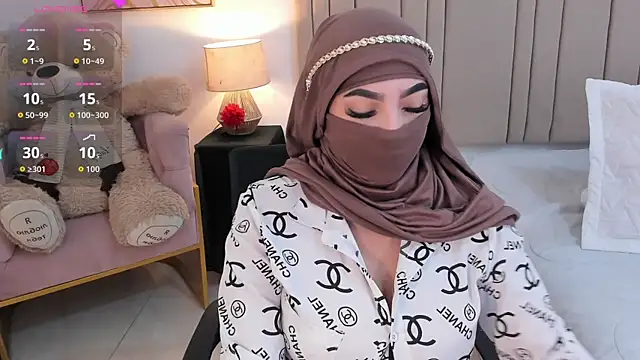 Snapshot of _malih_ chatting on July 18, 1:37 pm malih online show from July 18, 1:37 pm