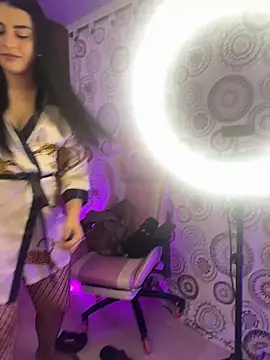 Snapshot of anniemorgan01 chatting on October 8, 1:25 am anniemorgan01 online show from October 8, 1:25 am