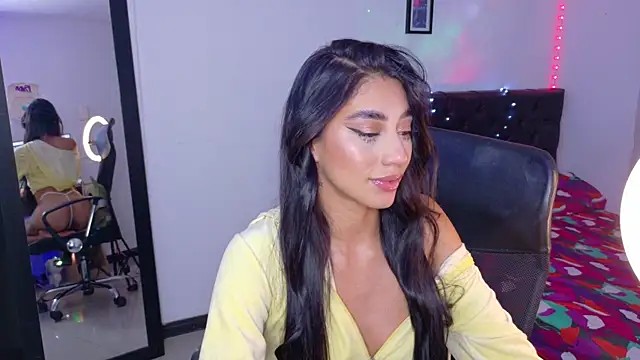 JulietaCheerr online show from December 17, 1:33 am