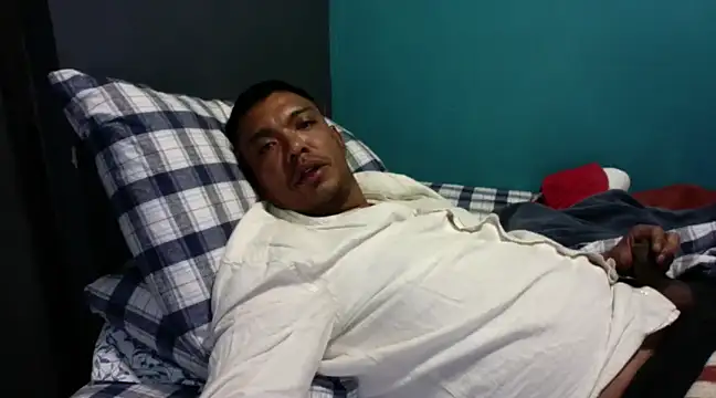 Snapshot of TUMORENO1 chatting on December 16, 9:14 am TUMORENO1 online show from December 16, 9:14 am