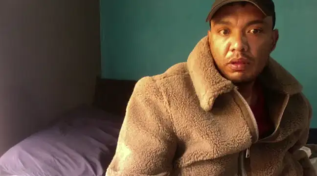 Snapshot of TUMORENO1 chatting on January 4, 10:34 pm TUMORENO1 online show from January 4, 10:34 pm