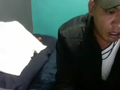 Snapshot of TUMORENO1 chatting on January 9, 1:29 am TUMORENO1 online show from January 9, 1:29 am