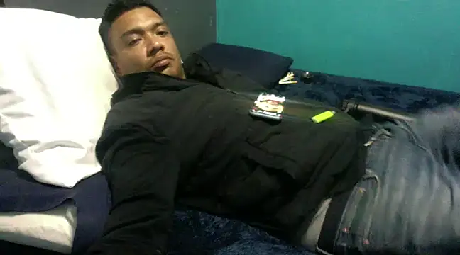 Snapshot of TUMORENO1 chatting on January 16, 1:58 am TUMORENO1 online show from January 16, 1:58 am