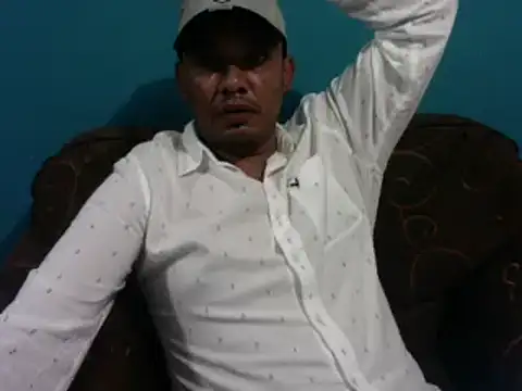 Snapshot of TUMORENO1 chatting on March 19, 5:30 am TUMORENO1 online show from March 19, 5:30 am