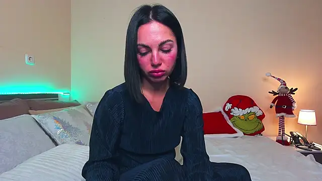 Snapshot of AddictedSabi chatting on December 18, 3:22 pm AddictedSabi online show from December 18, 3:22 pm