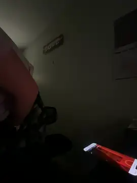 Snapshot of twentywithafelonyy chatting on February 16, 12:43 pm twentywithafelonyy online show from February 16, 12:43 pm