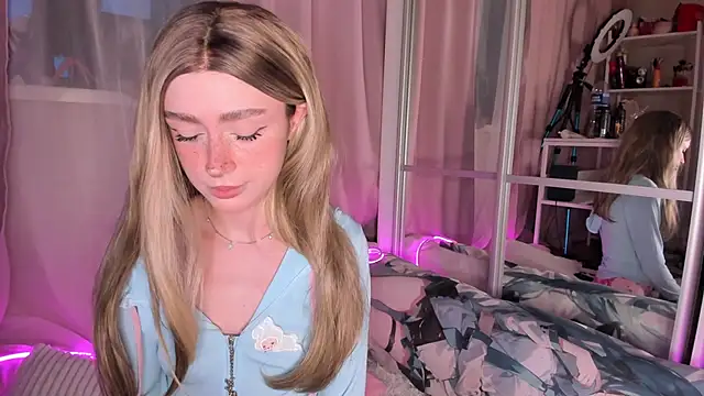 Snapshot of -bae chatting on February 27, 3:12 pm -bae online show from February 27, 3:12 pm