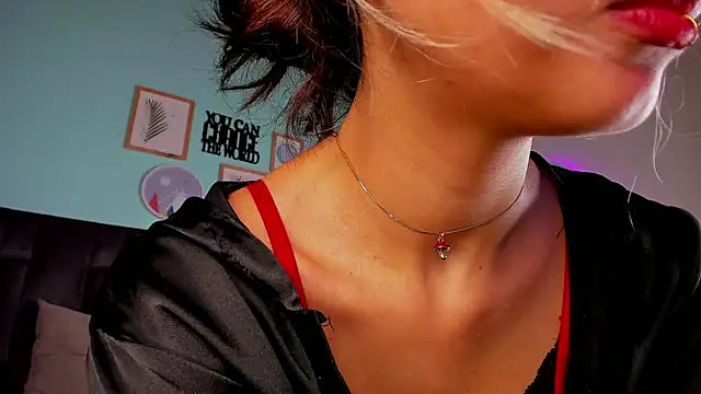 ParisFox  online show from January 16, 1:48 am