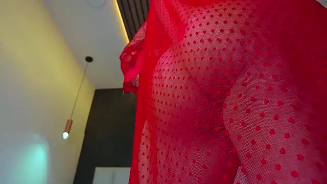 ParisFox  online show from February 12, 10:37 pm