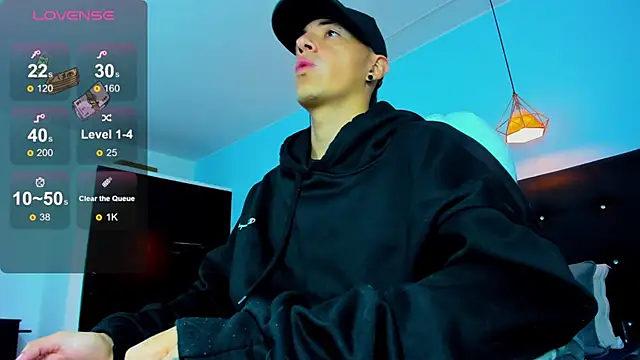 Lobo 17  online show from November 21, 3:38 am