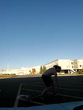 QcMisterv13 online show from October 4, 9:02 pm