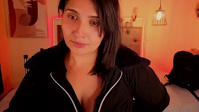 emily leinner online show from July 30, 12:31 am
