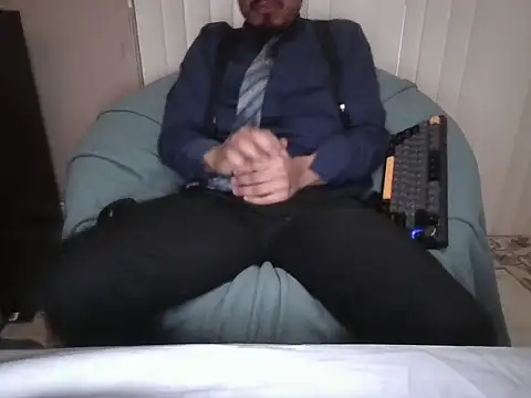 Slutpupdmv online show from March 15, 10:16 pm