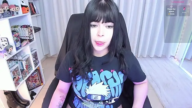 Snapshot of misshoneyxxx chatting on October 2, 4:19 am misshoneyxxx online show from October 2, 4:19 am