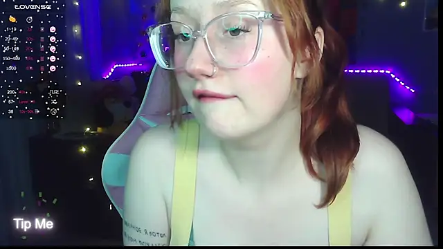 KrisTyBooBsin online show from December 21, 3:31 pm