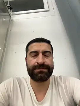 Snapshot of 235BABIKO235 chatting on November 28, 12:46 am 235BABIKO235 online show from November 28, 12:46 am