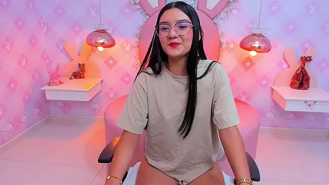 Snapshot of Saraa_Skinny chatting on February 2, 11:40 am Saraa Skinny online show from February 2, 11:40 am