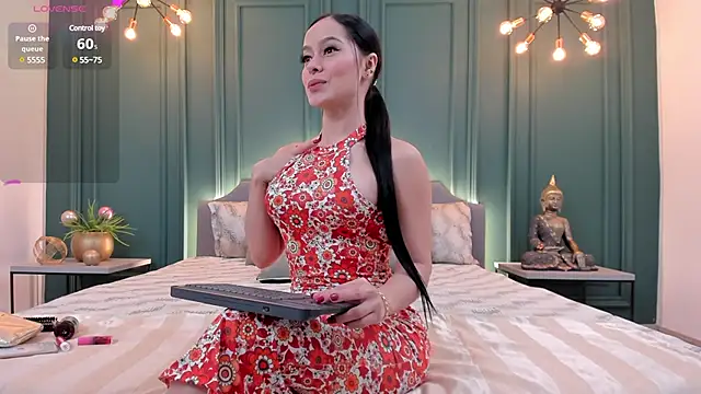 Snapshot of rubyhill_2711 chatting on January 1, 9:52 pm rubyhill 2711 online show from January 1, 9:52 pm