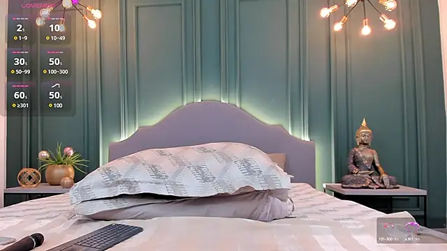 Snapshot of rubyhill_2711 chatting on January 7, 2:42 am rubyhill 2711 online show from January 7, 2:42 am