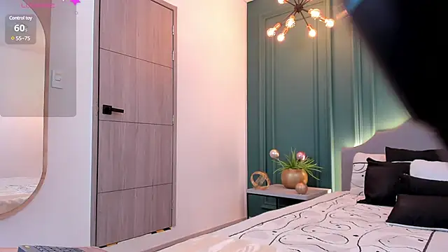 Snapshot of rubyhill_2711 chatting on January 12, 11:04 pm rubyhill 2711 online show from January 12, 11:04 pm