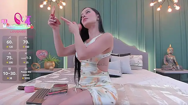 Snapshot of rubyhill_2711 chatting on February 19, 11:14 pm rubyhill 2711 online show from February 19, 11:14 pm