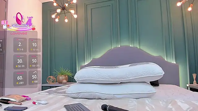 Snapshot of rubyhill_2711 chatting on March 21, 2:07 am rubyhill 2711 online show from March 21, 2:07 am