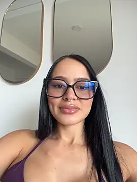 Snapshot of rubyhill_2711 chatting on June 15, 5:04 pm rubyhill 2711 online show from June 15, 5:04 pm