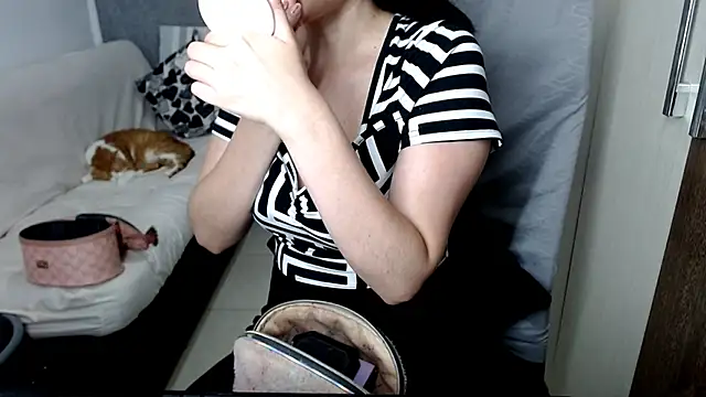 Laura-pervert online show from November 8, 11:03 pm