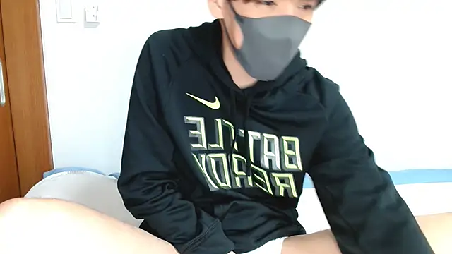 itsme LEON online show from March 17, 4:11 pm