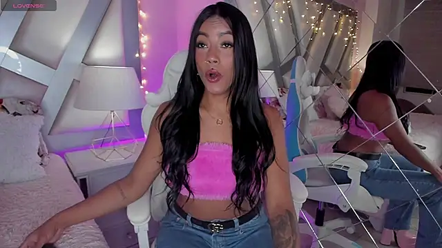 Amber villalobos  online show from January 15, 3:43 am