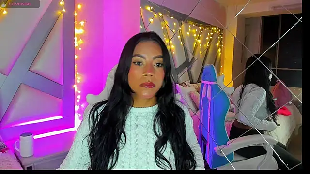 Amber villalobos  online show from February 15, 4:03 am