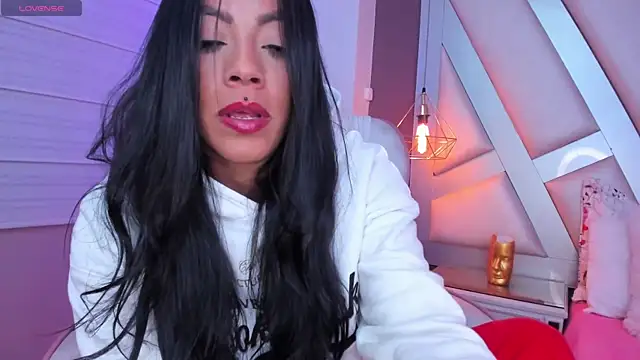 Amber villalobos  online show from September 25, 3:43 am