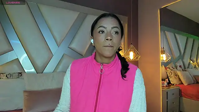 Amber villalobos  online show from October 11, 4:44 am