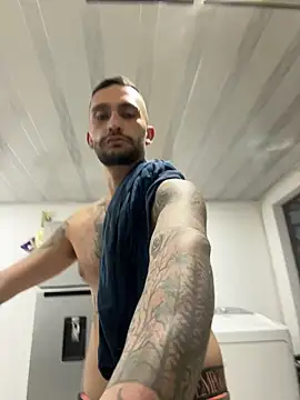 Snapshot of openmind_boy chatting on September 16, 4:35 am openmind boy online show from September 16, 4:35 am