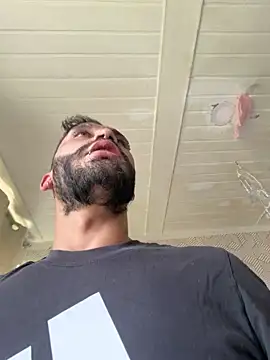 Snapshot of openmind_boy chatting on February 10, 3:27 pm openmind boy online show from February 10, 3:27 pm