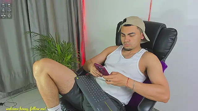 kalivan voinesscu online show from November 27, 8:38 am