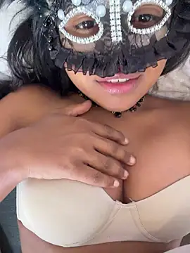 Bella Luna18 online show from November 6, 7:26 pm