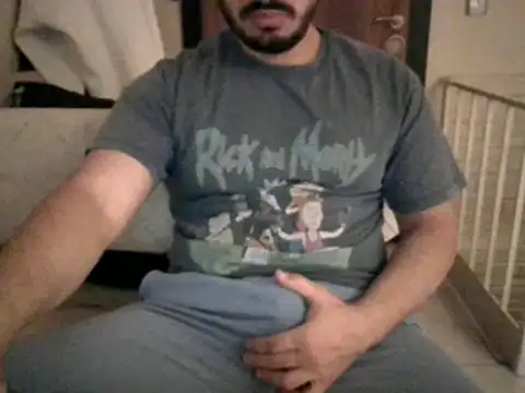 Snapshot of DateMike94 chatting on February 3, 9:18 pm DateMike94 online show from February 3, 9:18 pm