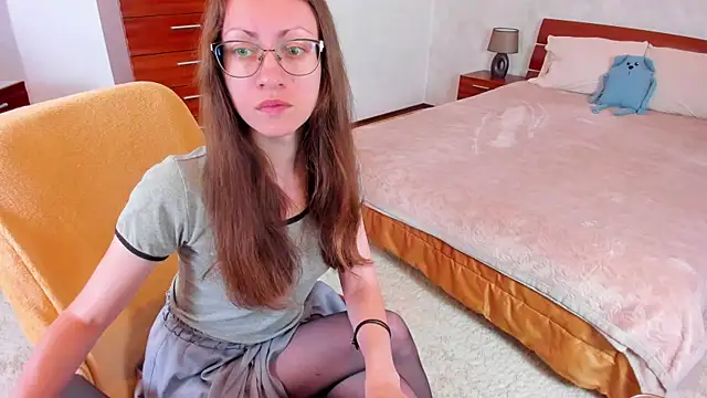 Snapshot of Pantyhose_Mila chatting on July 19, 7:50 pm Pantyhose Mila online show from July 19, 7:50 pm