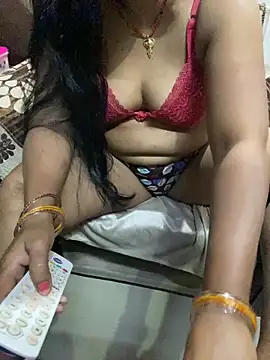 Snapshot of Tameesh_sexy_mistress chatting on May 12, 5:10 pm Tameesh sexy mistress online show from May 12, 5:10 pm