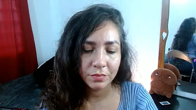 Snapshot of naihroby chatting on March 10, 10:34 pm naihroby online show from March 10, 10:34 pm