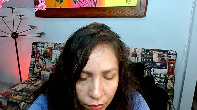 Snapshot of naihroby chatting on September 30, 6:40 am naihroby online show from September 30, 6:40 am