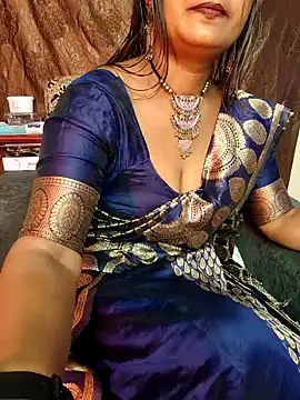 Snapshot of taniya_bhabi2 chatting on January 23, 8:04 am taniya bhabi2 online show from January 23, 8:04 am