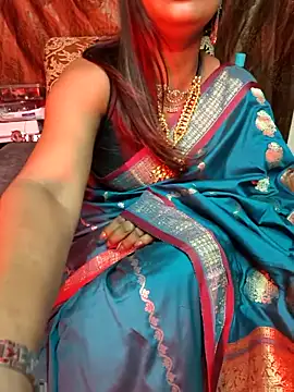 Snapshot of taniya_bhabi2 chatting on March 8, 4:17 pm taniya bhabi2 online show from March 8, 4:17 pm