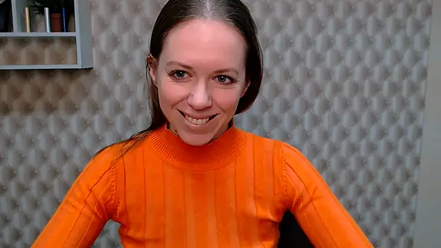 GloriaSi  online show from February 9, 10:20 am